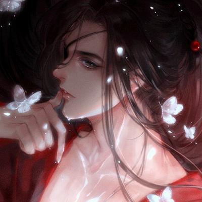 伊朗民众集会悼念已故最高领袖